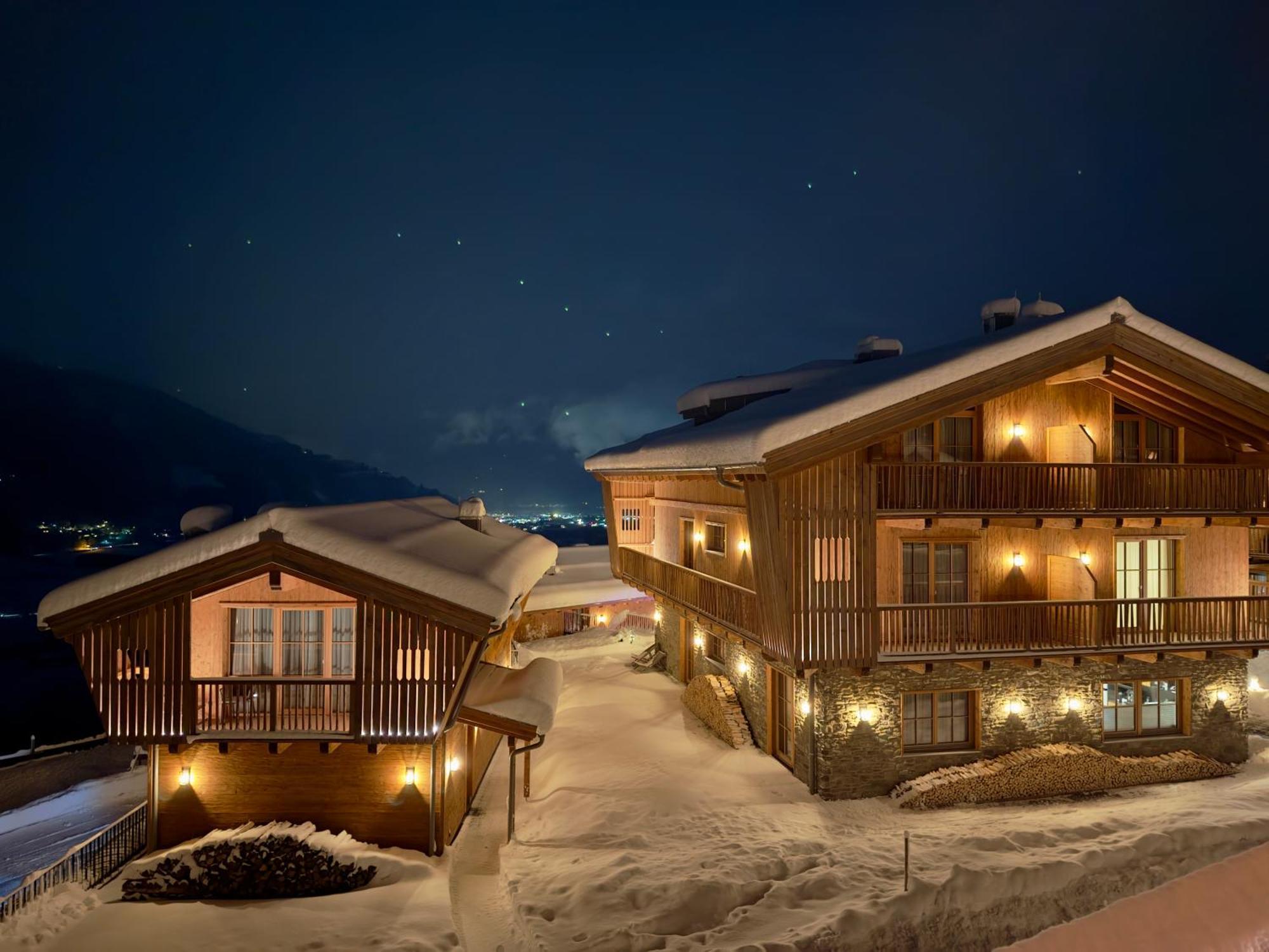 Zaglgut Hotel-Chalets Wellness & Views With Summer Card Included คาพรูน ภายนอก รูปภาพ